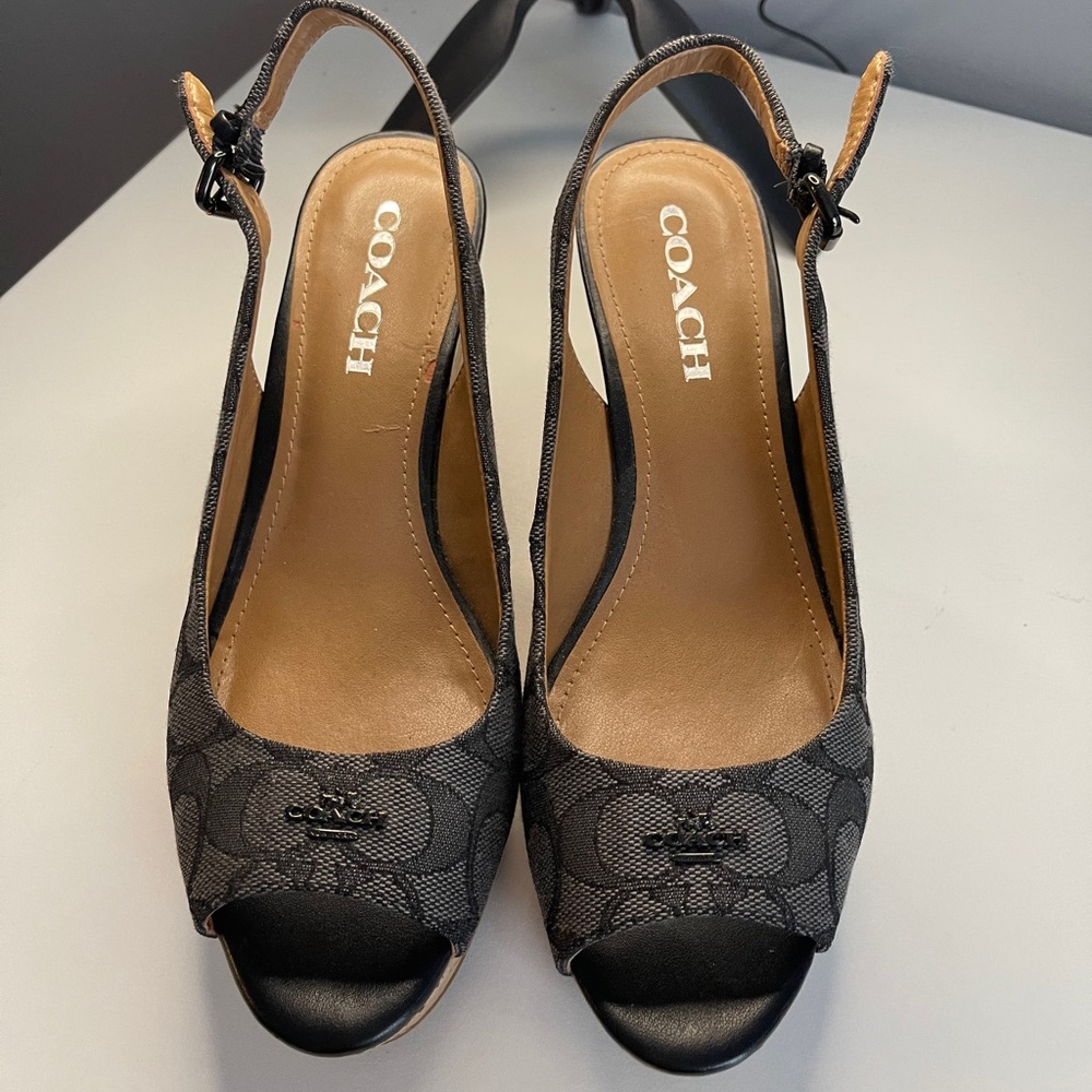 Coach Black Wedges sz 7.5